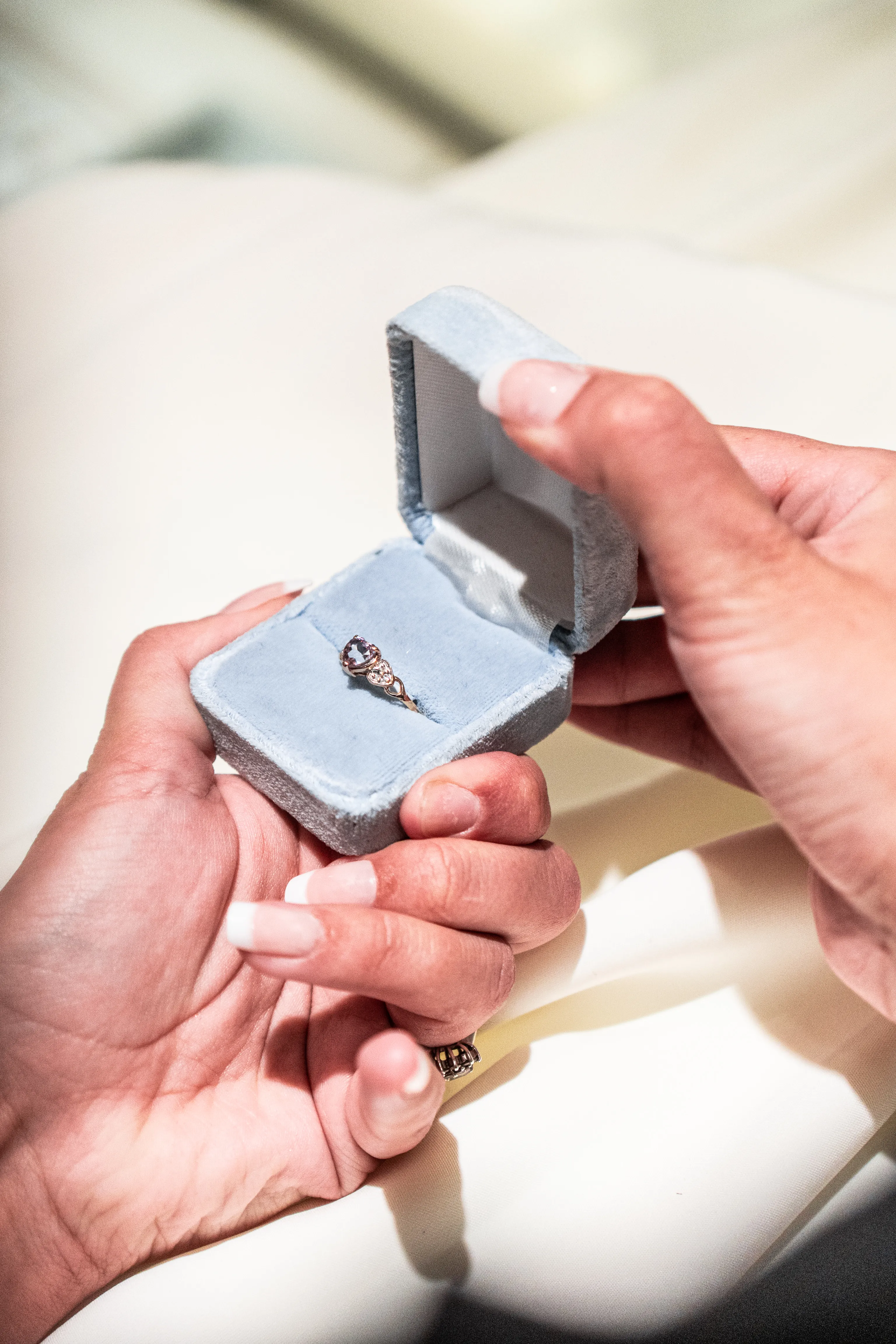 Bague améthyste en écrin